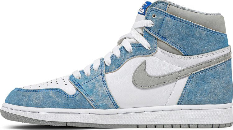 Nike Air Jordan 1 Retro High OG 'Hyper Royal'