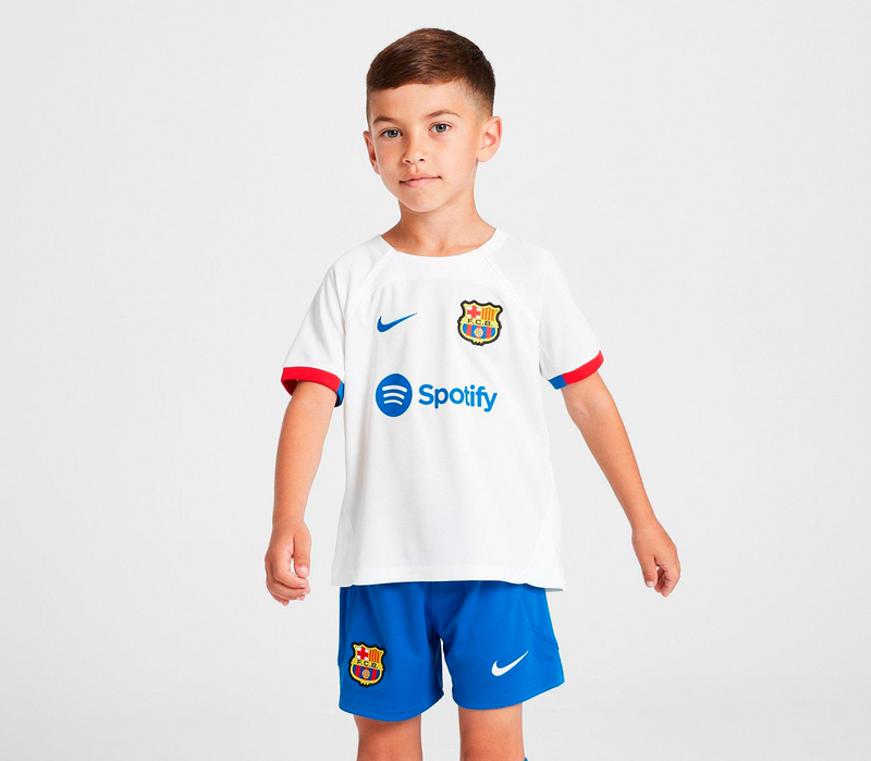 Barcelona II Children's Set 23/24 White